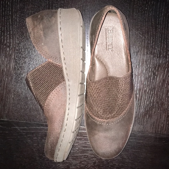 Born woman’s clog shoes in size 8 - Picture 2 of 6